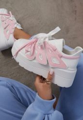 Biało-Różowe Sneakersy Vices na Płaskiej Podeszwie z Geometryczną Aplikacją Nelenith. Białe obuwie sportowe damskie Renee, z jeansu, bez zapięcia. Za 139.99 zł.