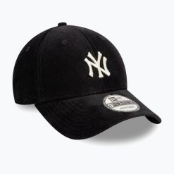 Czapka z daszkiem New Era Cord 9Forty New York Yankees. Czarne czapki z daszkiem damskie New Era, bez wzorów. Za 119.99 zł.