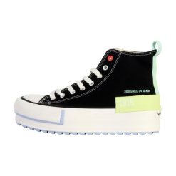 Damskie podwójne płócienne trenery Victoria Tribu. Czarne obuwie sportowe damskie Victoria, z tkaniny, bez zapięcia. W wyprzedaży za 260.40 zł.