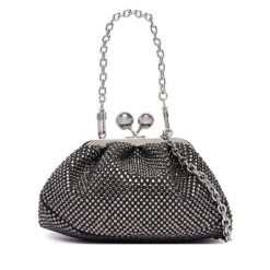 Torebka Weekend Max Mara. Czarne torebki wieczorowe damskie Weekend Max Mara, bez wzorów, bez dodatków. Za 989.99 zł.