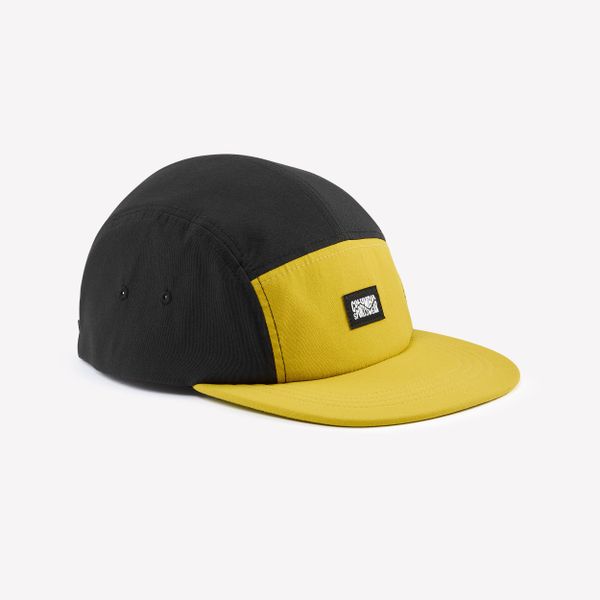 Czapka z daszkiem Columbia 5 Paneli Creekside. Czapki z daszkiem damskie Columbia, bez wzorów, z materiału. Za 129.99 zł.
