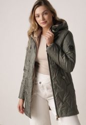 Zielona Pikowana Kurtka Przejściowa Parka z Kapturem o Długim Kroju z Ozdobą Isaline. Zielone kurtki damskie Born2be, l, z dresówki, z kapturem. Za 149.99 zł.