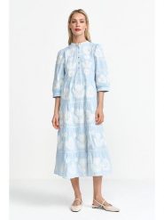 Rich & Royal Sukienka w kolorze błękitnym rozmiar: 38. Niebieskie sukienki damskie Rich & Royal, bez wzorów, bez ramiączek. Za 349.95 zł.