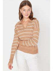 Trendyol Sweter w kolorze jasnobrązowym rozmiar: M. Brązowe swetry klasyczne damskie Trendyol, m, bez kołnierzyka. Za 86.99 zł.