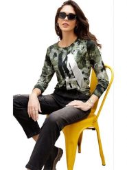 Heine Koszulka w kolorze zielonym rozmiar: 38. Zielone bluzki damskie Heine, bez wzorów, bez kołnierzyka, bez ramiączek. Za 43.99 zł.