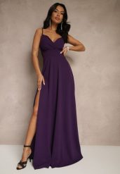 Fioletowa Elegancka Sukienka o Rozkloszowanym Kroju z Rozcięciem na Ramiączkach z Kopertowym Dekoltem Winelia. Fioletowe sukienki damskie Renee, bez wzorów, eleganckie, bez ramiączek. W wyprzedaży za 195.99 zł.