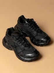 Puma Sneakersy "Velophasis" w kolorze czarnym rozmiar: 38,5. Czarne obuwie sportowe damskie Puma, bez zapięcia. Za 249.76 zł.