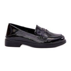 Eleganckie Lakierowane Mokasyny Damskie Z Naturalnej Skóry Vinceza 18100 Czarne. Czarne mokasyny damskie z lakierowanej skóry, bez obcasa. Za 239.75 zł.