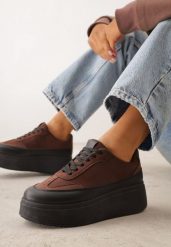 Brązowe Sneakersy VICES na Platformie z Ozdobnym Noskiem Attis. Brązowe obuwie sportowe damskie Renee, z materiału, bez zapięcia. Za 89.99 zł.