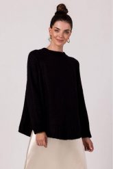 Luźny sweter damski z szerokimi rękawami czarny. Czarne swetry klasyczne damskie BE Knit, uniwersalny, z jeansu, bez kołnierzyka. Za 249.00 zł.