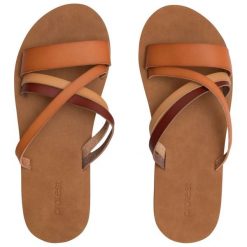 Klapki damskie Protest Prtoyster. Brązowe klapki damskie Protest, bez wzorów, bez obcasa, bez zapięcia. Za 169.99 zł.