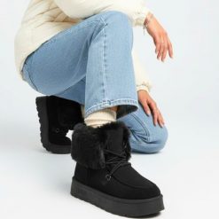 Śniegowce damskie Big Star, na wysokiej platformie z futerkiem i okrągłym noskiem, czarne, SS274113. Czarne śniegowce damskie Big Star. Za 135.99 zł.