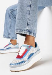Biało-Niebieskie Sneakersy z Patchworkową Cholewką i Tłoczoną Platformą Geridia. Białe obuwie sportowe damskie Born2be, bez zapięcia. Za 84.99 zł.