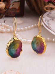 Pierres delicates Pozłacane kolczyki z kwarcem rozmiar: onesize. Żółte kolczyki damskie Pierres delicates, z kwarcem, pozłacane, z zapięciem typu bigiel. Za 43.99 zł.