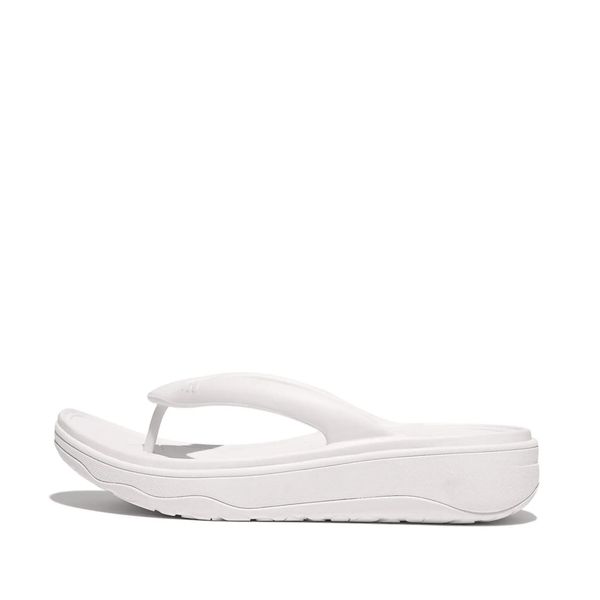 Sandały damskie FitFlop Relieff. Czarne sandały damskie FIT FLOP, bez wzorów, z gumy, bez obcasa, bez zapięcia. Za 302.20 zł.