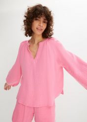 Bluzka muślinowa oversize. Białe bluzki damskie bonprix, bez wzorów, bez kołnierzyka, bez ramiączek. Za 89.99 zł.