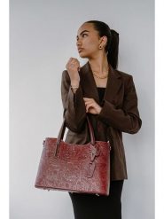 Christian Laurier Skórzana torebka "Noor" w kolorze brązowym - 40 x 27 x 16 cm rozmiar: onesize. Brązowe torebki klasyczne damskie Christian Laurier, z materiału, z tłoczeniem, bez dodatków. Za 282.99 zł.