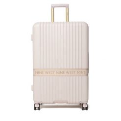 Walizka duża Nine West. Czerwone walizki Nine West, bez wzorów, duże. Za 399.99 zł.