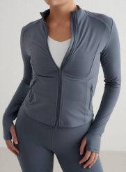 Damska kurtka jedwabista, second skin, dwusuwowy zamek Sense burzowy błękit. Niebieskie kurtki sportowe damskie Aim'n, l, bez wzorów, z elastanu, bez kaptura. Za 339.00 zł.