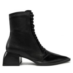 Trzewiki Vagabond Shoemakers. Czarne botki damskie Vagabond Shoemakers, bez obcasa, na słupku, bez zapięcia. Za 959.99 zł.