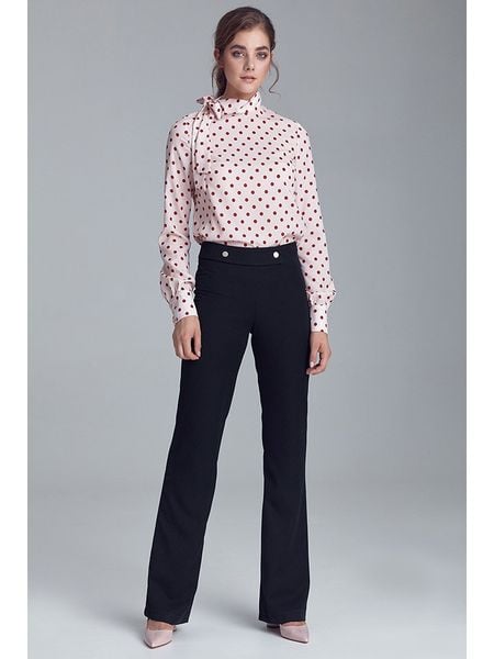 Nife Spodnie w kolorze czarnym rozmiar: 40. Czarne spodnie materiałowe damskie Nife, bez wzorów, z materiału. Za 161.34 zł.