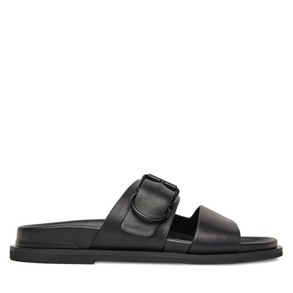 Klapki Badura. Czarne klapki damskie Badura, bez wzorów, bez obcasa, bez zapięcia. Za 269.99 zł.