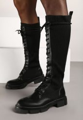 Czarne Sznurowane Kozaki na Płaskiej Podeszwie z Elastyczną Cholewką Annathe. Czarne kozaki damskie Born2be, z jeansu, bez obcasa, na płaskiej podeszwie, bez zapięcia. Za 84.99 zł.