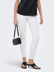 ONLY Dżinsy - Skinny fit - w kolorze białym rozmiar: M/L30. Białe jeansy damskie Only. Za 131.74 zł.