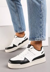 Czarno-Białe Sneakersy Przed Kostkę na Płaskiej Podeszwie ze Sznurowaniem Virehana. Czarne obuwie sportowe damskie Born2be, przed kostkę, bez zapięcia. Za 54.99 zł.