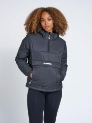 Kurtka damska Hummel hmlayda. Czarne kurtki damskie Hummel, na jesień, xs, bez wzorów, z materiału, z kapturem. Za 363.00 zł.