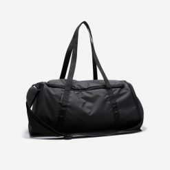 Torba fitness Domyos 20 l. Czarne torby sportowe DOMYOS, bez wzorów, z materiału. W wyprzedaży za 39.99 zł.