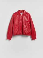 Kurtka bomberka - czerwony. Czerwone kurtki damskie Reserved, l, bez wzorów, ze skóry, bez kaptura. Za 259.99 zł.