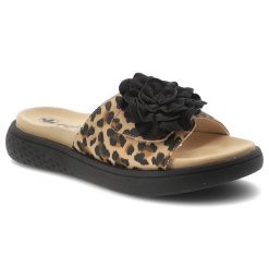Klapki damskie Rieker, cholewka ze skóry ekologicznej wzór animal print wsuwane na płaskiej podeszwie, beżowe, V1562-60. Brązowe klapki damskie Rieker, bez wzorów, ze skóry ekologicznej, bez obcasa, na płaskiej podeszwie, bez zapięcia. Za 319.00 zł.