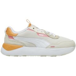 Buty damskie Puma Runtamed Platform. Białe obuwie sportowe damskie Puma, trekkingowe. Za 269.50 zł.