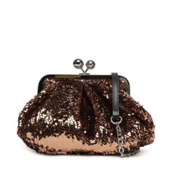 Torebka Weekend Max Mara. Czerwone torebki wieczorowe damskie Weekend Max Mara, bez wzorów, bez dodatków. Za 879.99 zł.