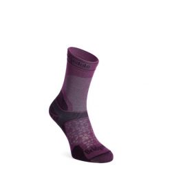 Skarpety biegowe damskie Bridgedale Trail Run Ultralight Zero Merino Sport Boot. Fioletowe skarpetki damskie Bridgedale, bez wzorów. Za 93.49 zł.
