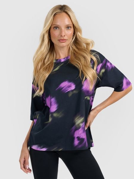 4F T-shirt oversize z nadrukiem damski - czarna L. Czarne t-shirty damskie 4F, l, bez wzorów, z materiału, bez kołnierzyka. W wyprzedaży za 69.99 zł.