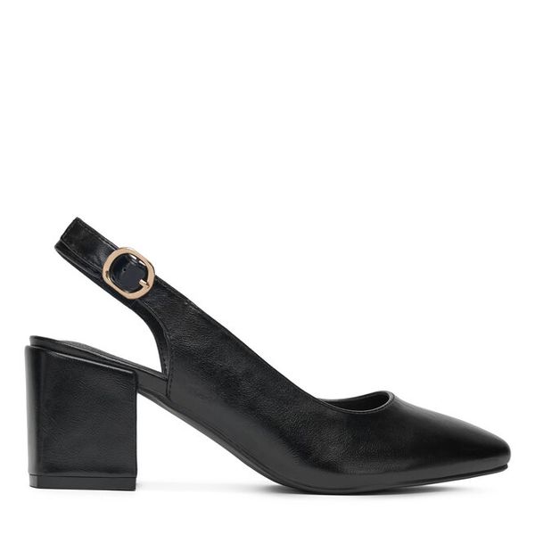 Czółenka Clara Barson. Czarne czółenka damskie Clara Barson, bez wzorów, bez obcasa. Za 129.99 zł.