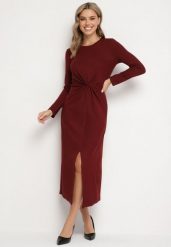 Bordowa Sukienka Ozdobiona Węzłem i Wycięciem z Boku Zeiiel. Czerwone sukienki damskie Born2be, bez wzorów, biznesowe, bez ramiączek. Za 89.99 zł.