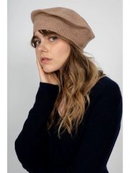 Perfect Cashmere Kaszmirowa czapka "Paris" w kolorze karmelowym rozmiar: onesize. Brązowe czapki damskie Perfect Cashmere, bez wzorów, z kaszmiru. Za 143.99 zł.