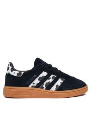 Adidas Sneakersy Handball Spezial KI5639 Czarny. Czarne buty sportowe dziewczęce Adidas, ze skóry, bez zapięcia. Za 279.99 zł.