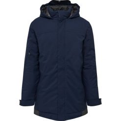 Parka dla kobiet Hummel North. Niebieskie parki damskie Hummel, na jesień, l, bez kaptura. W wyprzedaży za 451.20 zł.
