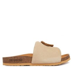 Klapki LOVE MOSCHINO. Brązowe klapki damskie Love Moschino, bez wzorów, bez obcasa, bez zapięcia. Za 939.99 zł.