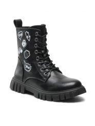 Nelli Blu Kozaki CS5827-12 Czarny. Czarne kozaki dziewczęce Nelli Blu, bez wzorów, ze skóry, bez obcasa, bez zapięcia. Za 119.99 zł.