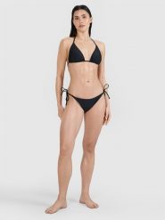 4F Dół od bikini damski - czarny S. Czarne bikini 4F, bez wzorów, z elastanu. W wyprzedaży za 39.99 zł.