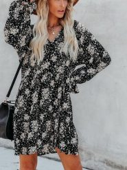 LA Angels Sukienka w kolorze czarnym rozmiar: S. Czarne sukienki damskie LA Angels, bez wzorów, bez ramiączek. Za 113.99 zł.