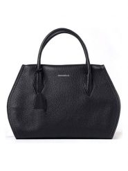 COCCINELLE Skórzana torebka w kolorze czarnym - 30 x 20 x 13 cm rozmiar: onesize. Czarne torebki klasyczne damskie Coccinelle, z materiału, przez ramię, bez dodatków. Za 924.63 zł.