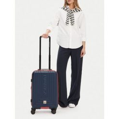 Walizka kabinowa Nautica. Niebieskie walizki Nautica, bez wzorów. Za 279.99 zł.