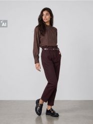 Jeansy paperbag z paskiem - czerwony. Czerwone jeansy damskie Sinsay. Za 69.99 zł.