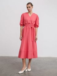 BGN Sukienka w kolorze koralowym rozmiar: 34. Czerwone sukienki damskie BGN, bez wzorów, bez ramiączek. Za 86.99 zł.